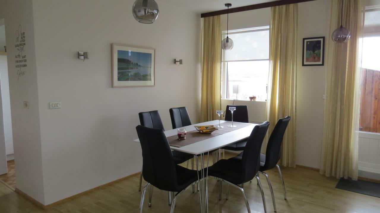 Ferienwohnung Beautiful House Just 50 M From The Sea Holmavik Exterior foto